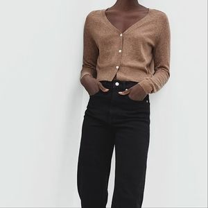 Everlane The Featherweight Alpaca Cardigan In Tan Size Medium